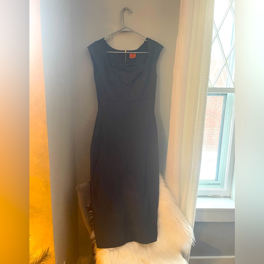 Gray midi sheath dress size 6